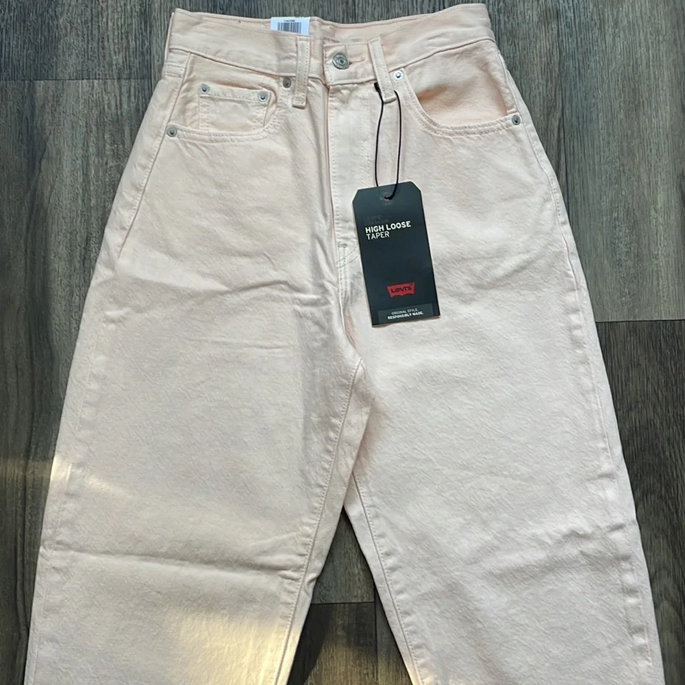 Levi's High Rise Loose Taper Jeans Light peach Denim Brand new - Picture 3 of 11